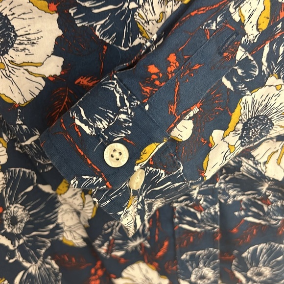 Floral print button down shirt - Picture 7 of 7